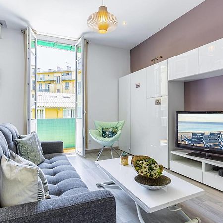 Guisol - Typical Nice 3 Bedroom Ac Near Port Bagian luar foto