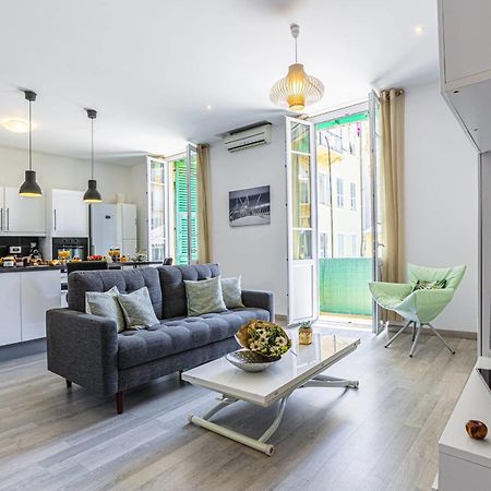 Guisol - Typical Nice 3 Bedroom Ac Near Port Bagian luar foto