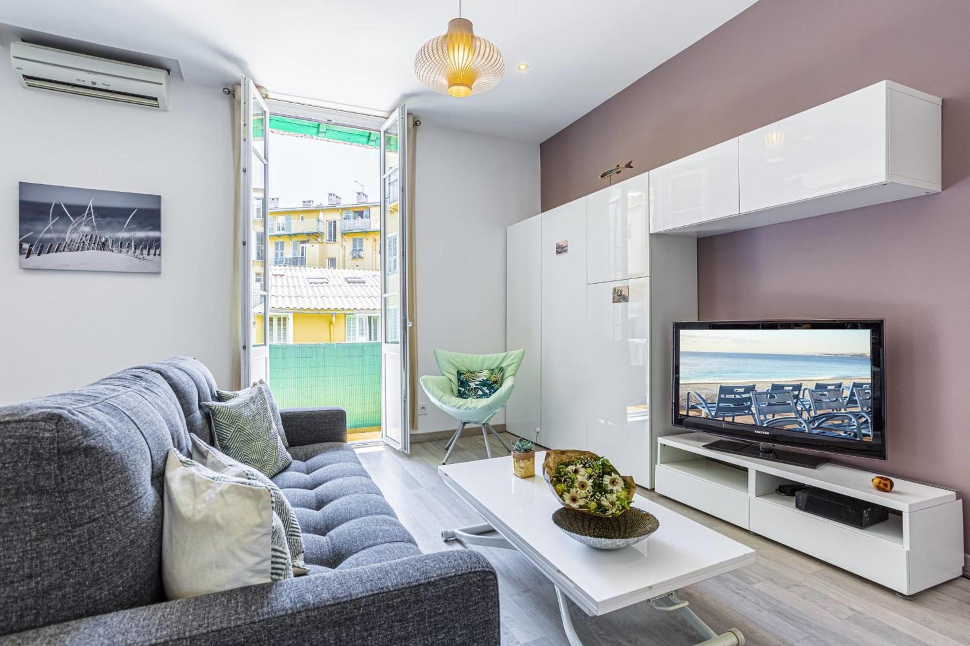 Guisol - Typical Nice 3 Bedroom Ac Near Port Bagian luar foto