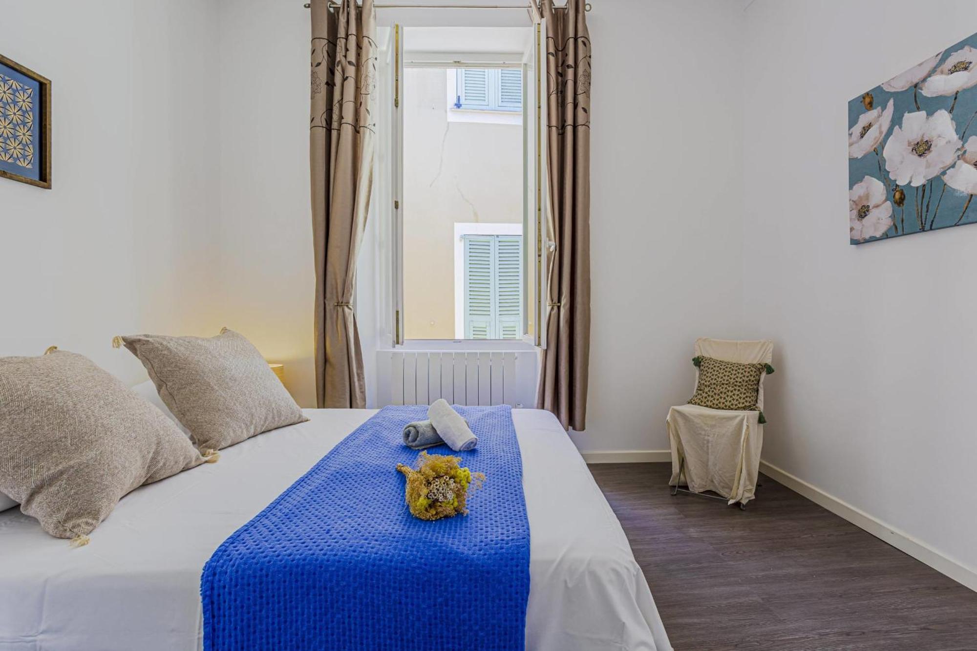 Guisol - Typical Nice 3 Bedroom Ac Near Port Bagian luar foto